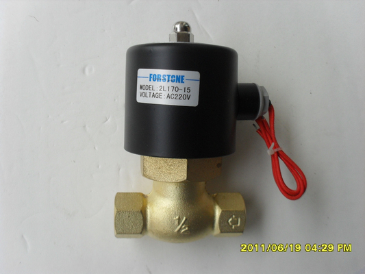 Válvula solenoide eléctrica de latón AC 220V 3/4 pulgadas para agua caliente NC